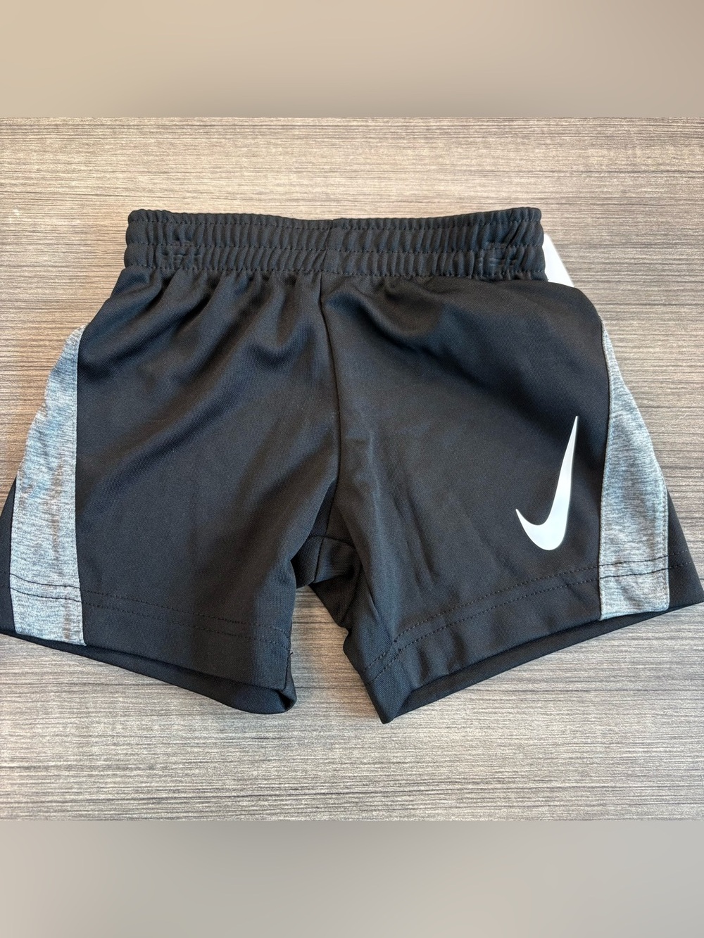 Toddler Boy 2T Nike Dri-Fit Shirt & Short 2 Piece Set Black Gray Just Do It - Picture 3 of 5
